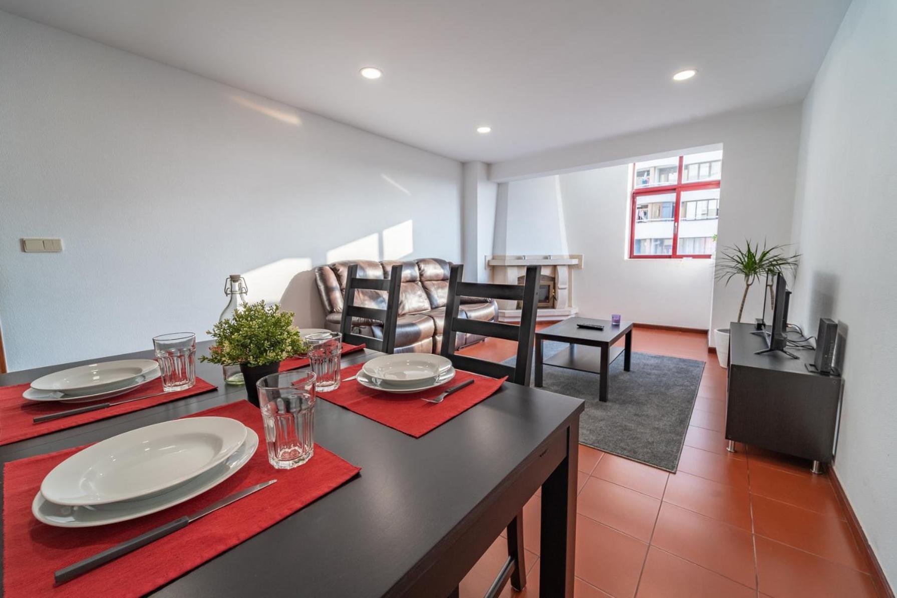 Appartement Feliciano Ramos 1 - T4 Familiar Perto Do Centro Da - *